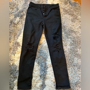 American Eagle Size 8 Short Super Hi Rise & Stretchy Black Distressed Jeans
